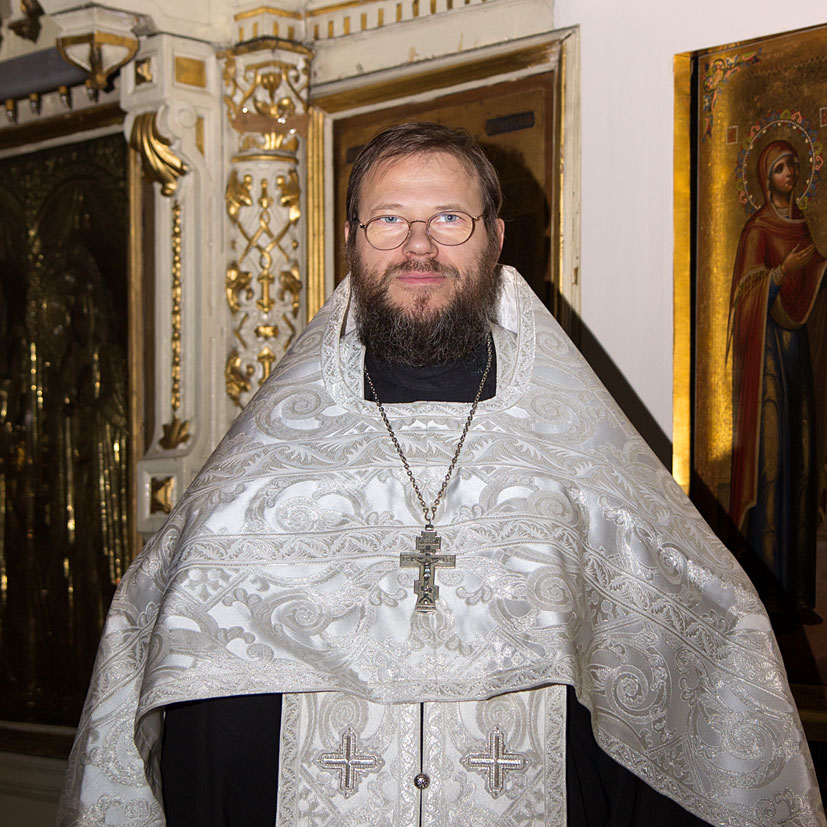 Священник, Сергий Александрович Генченков